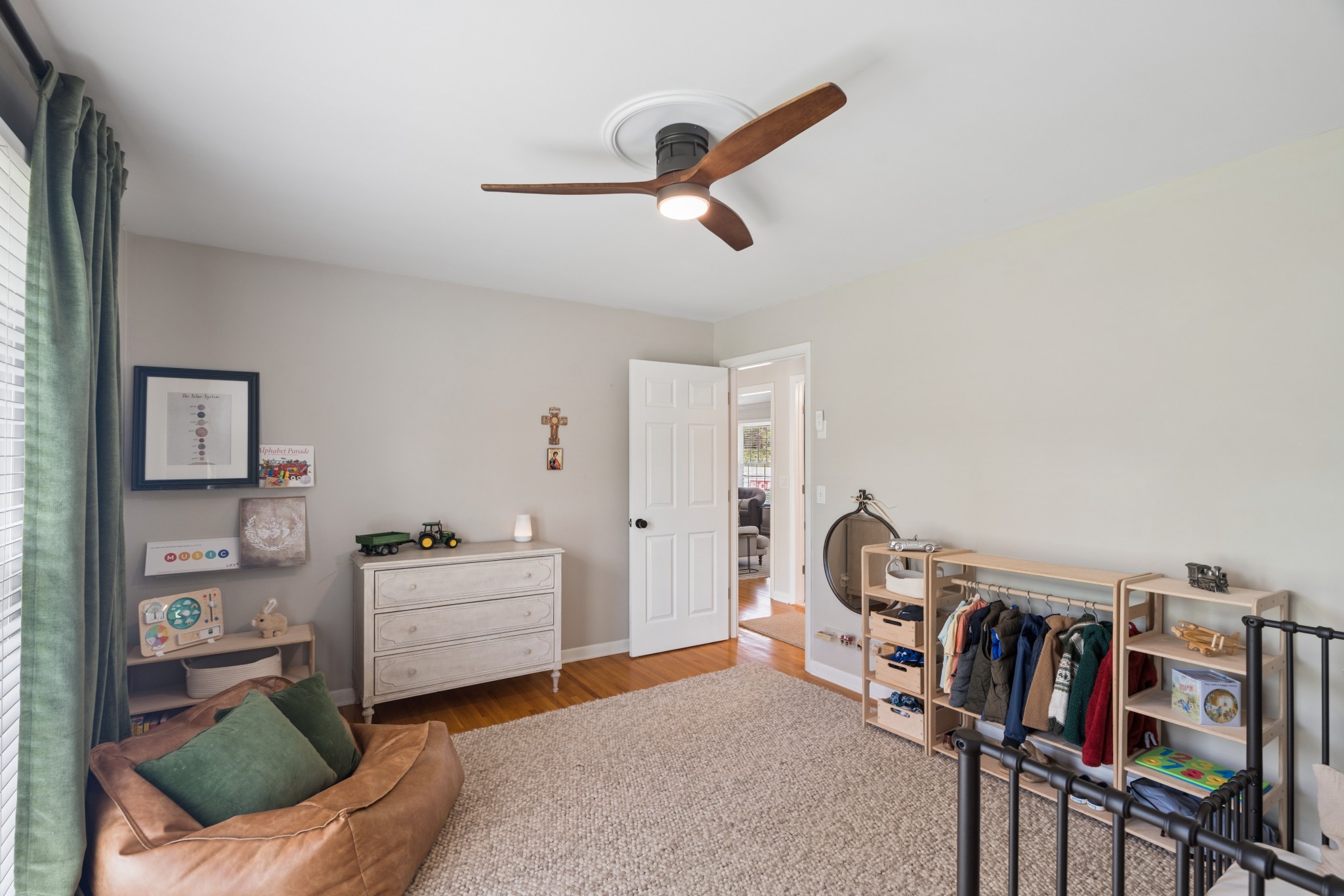5048 Ragland Dr
