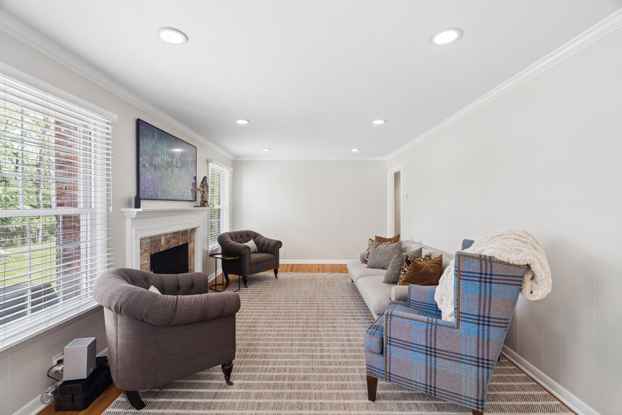 5048 Ragland Dr