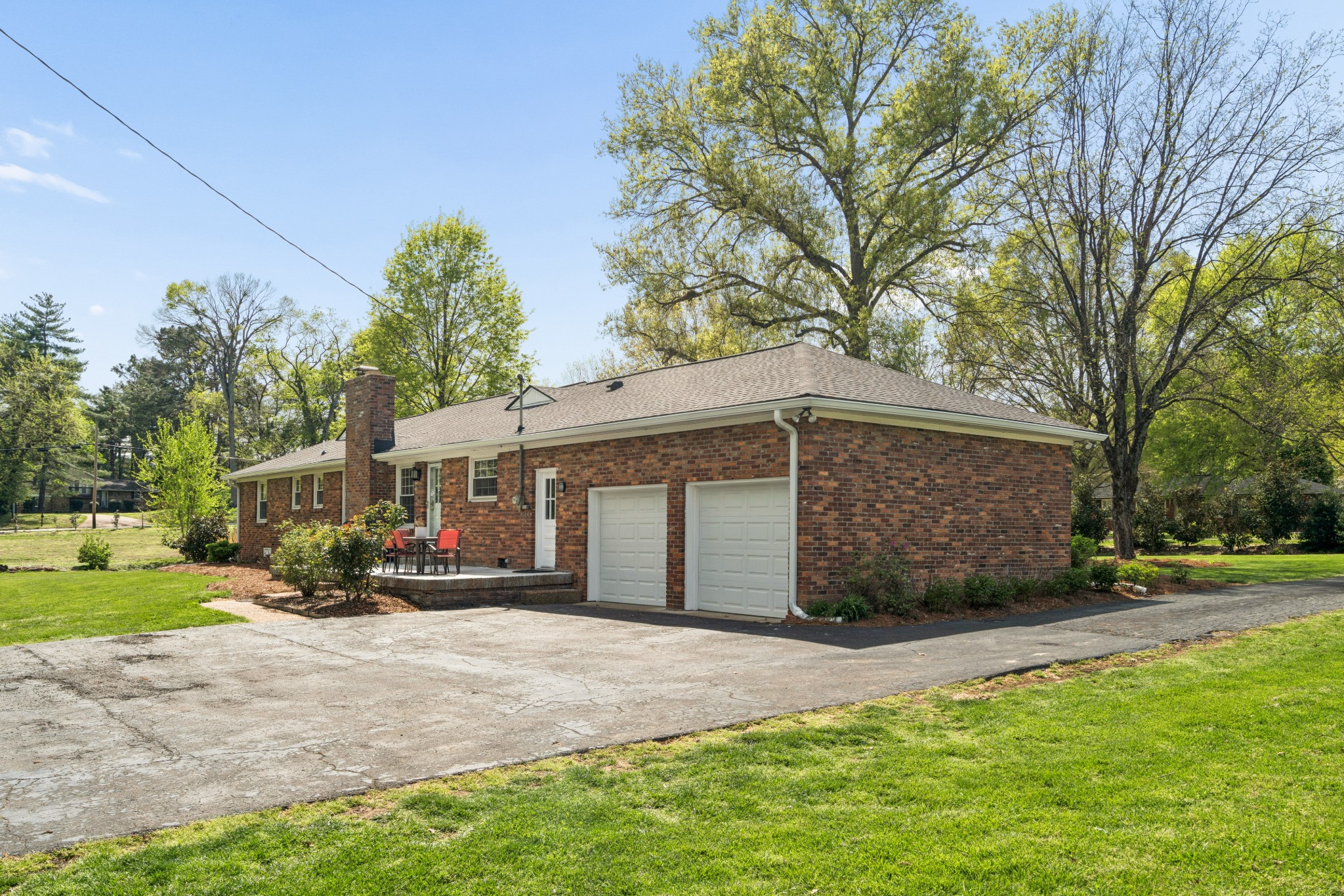 5048 Ragland Dr