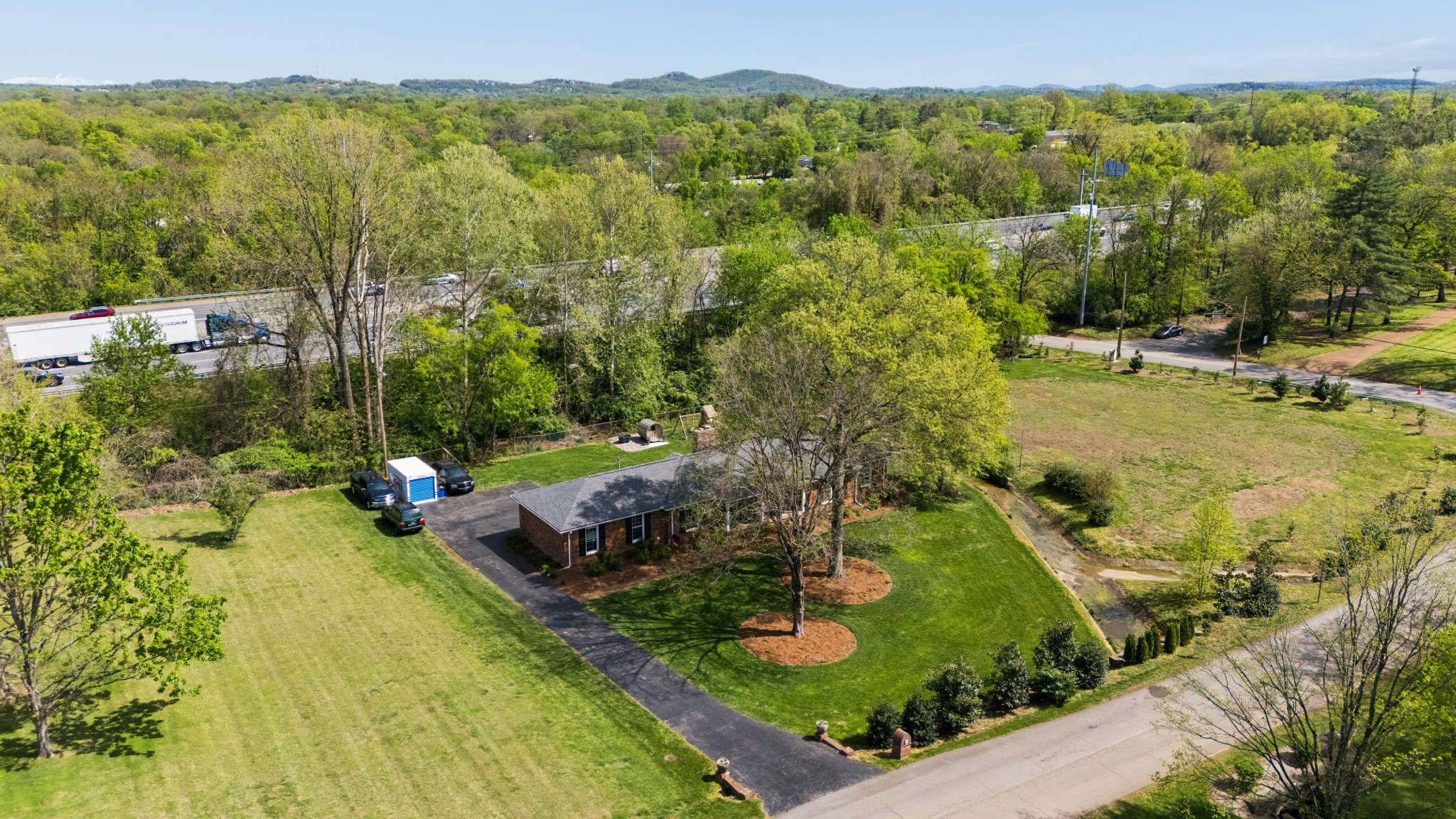 5048 Ragland Dr