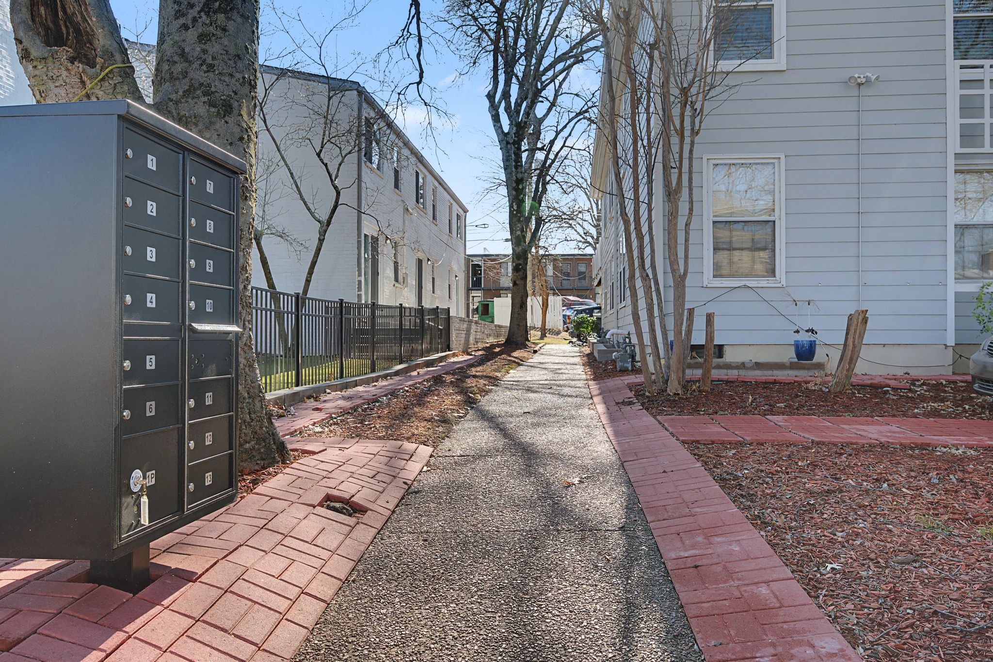 2135 Acklen Ave Unit: 6