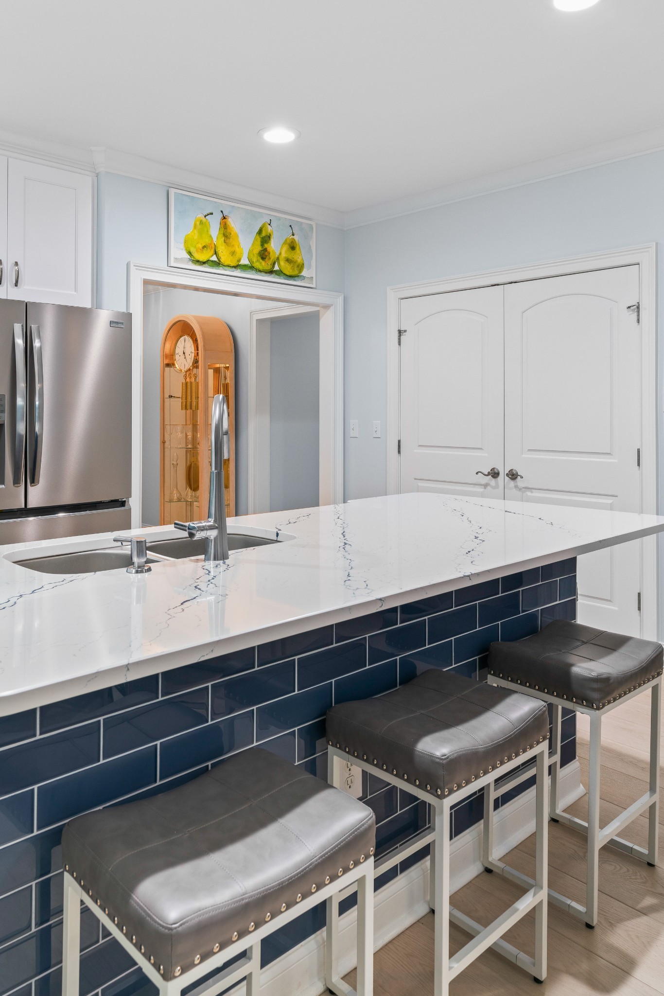 400 Warioto Way Unit: 305