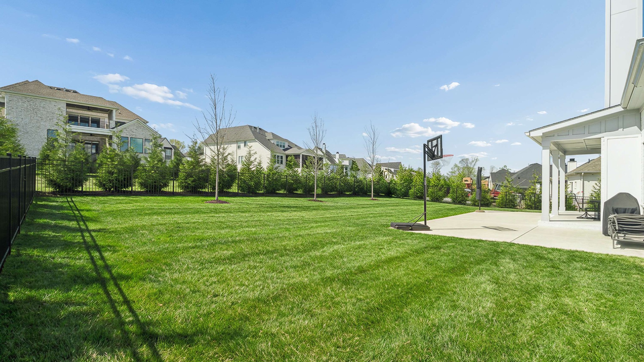 4672 Majestic Meadows Dr