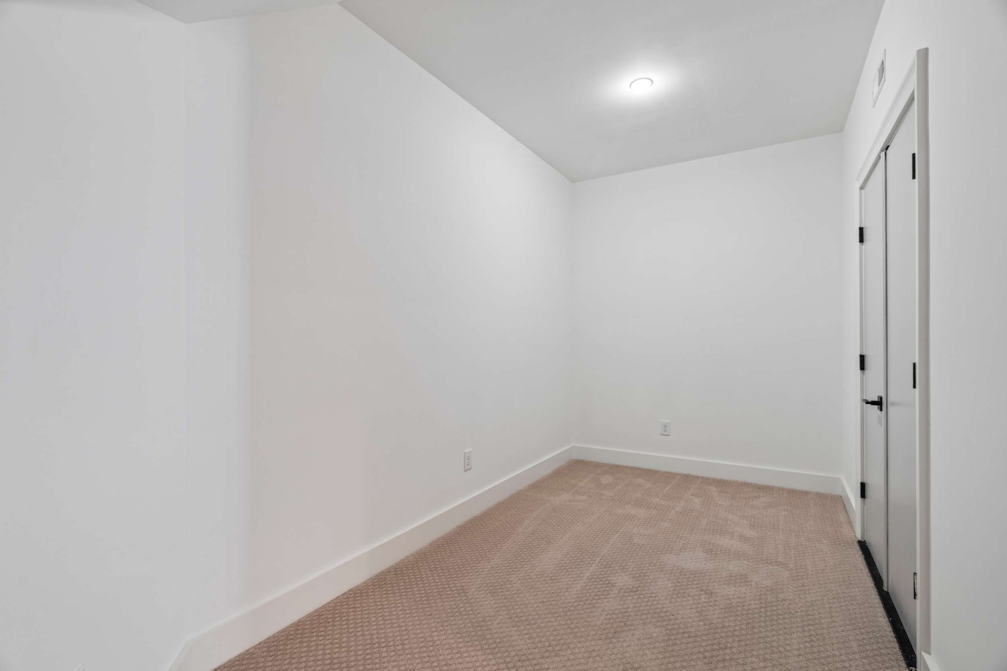 4672 Majestic Meadows Dr