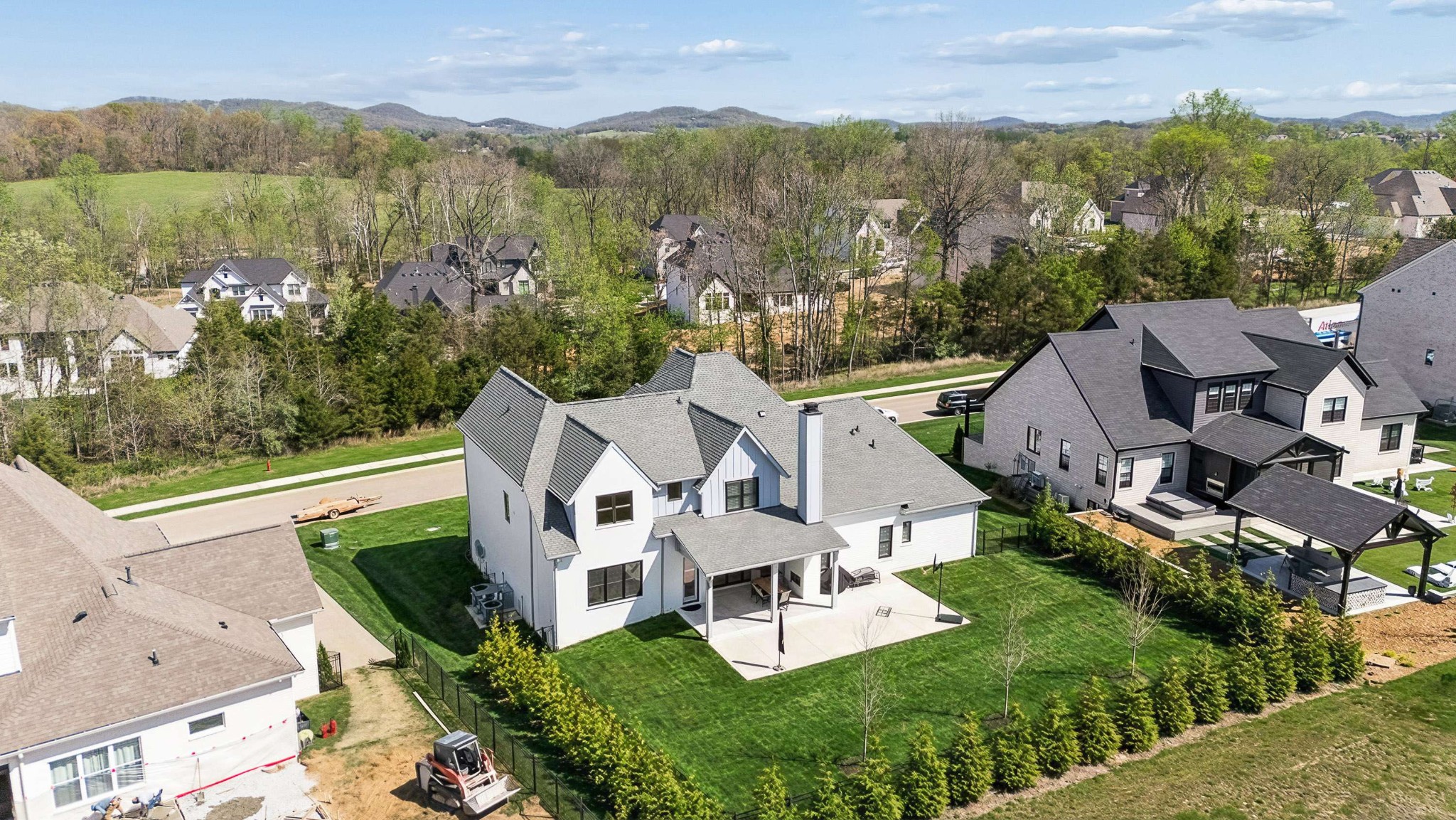 4672 Majestic Meadows Dr