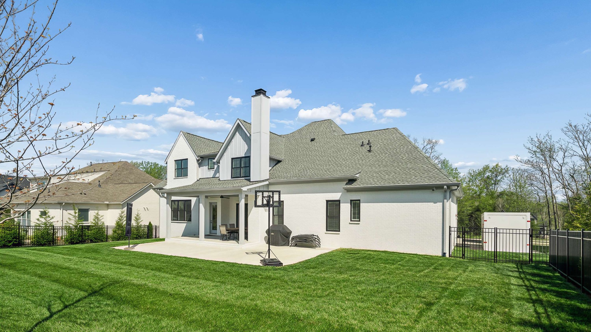 4672 Majestic Meadows Dr