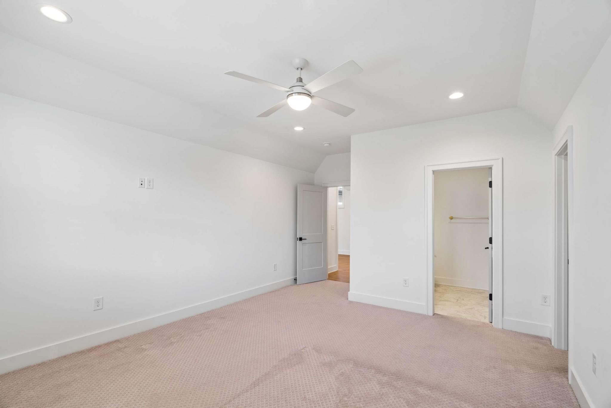 4672 Majestic Meadows Dr