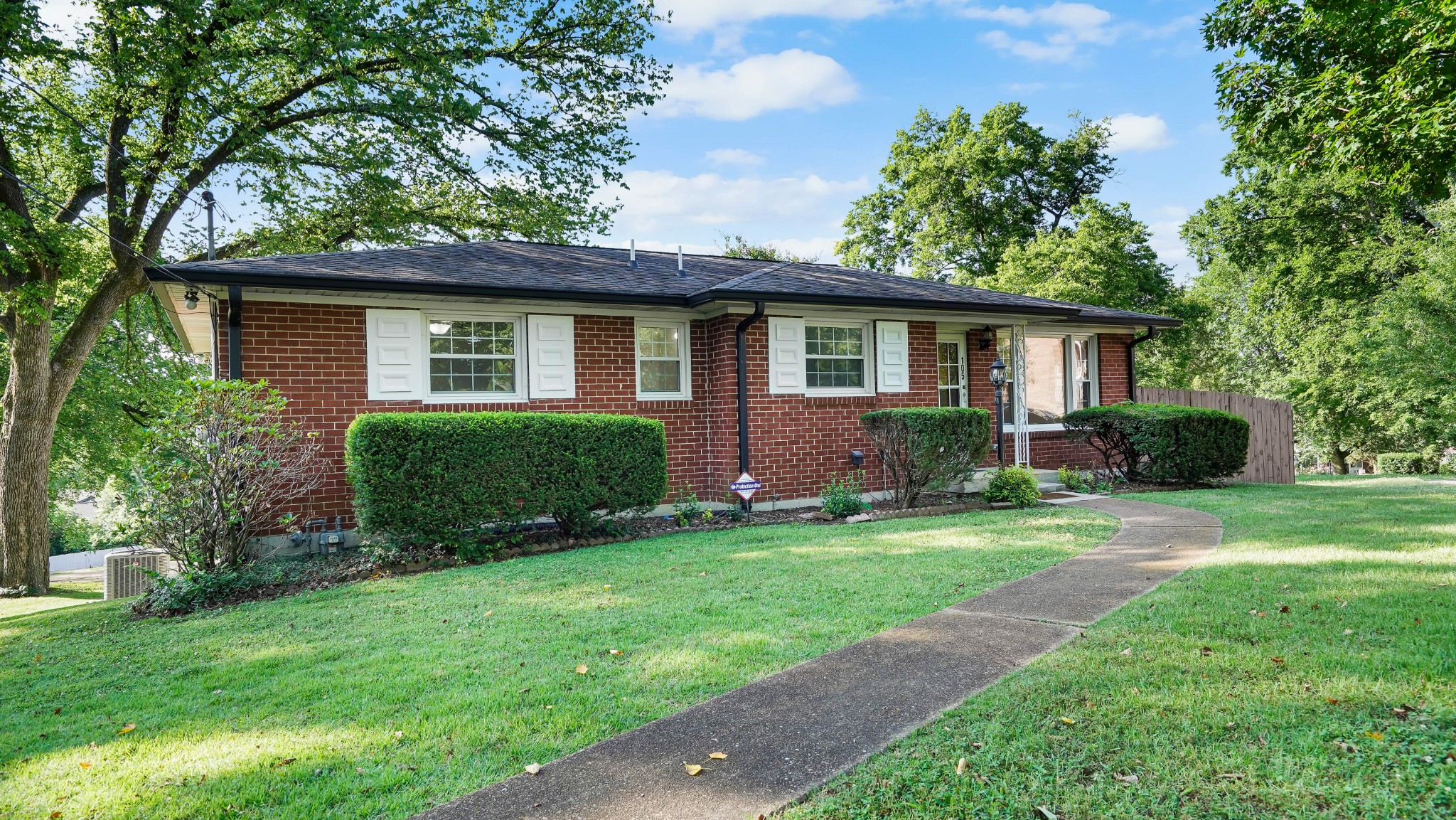105 Mildred Ct