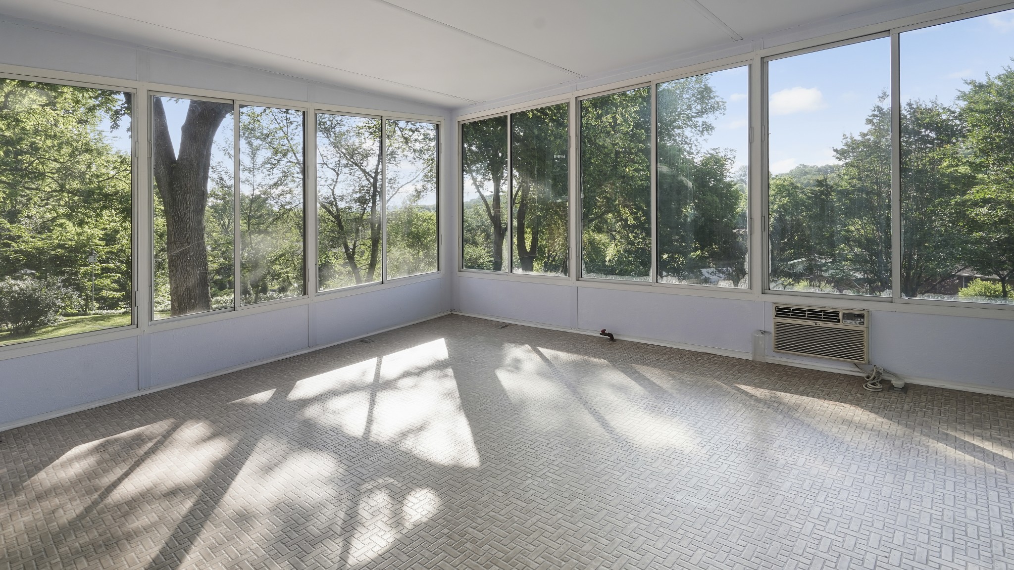 105 Mildred Ct