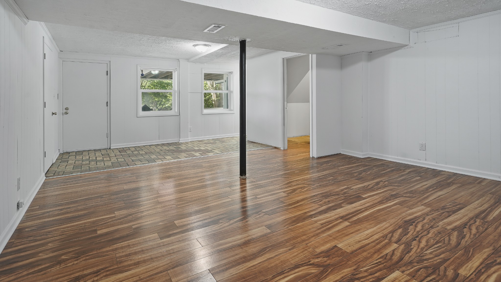 105 Mildred Ct