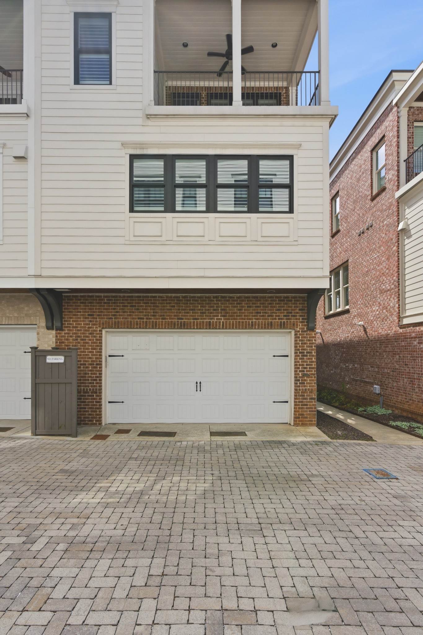 3608D West End Ave