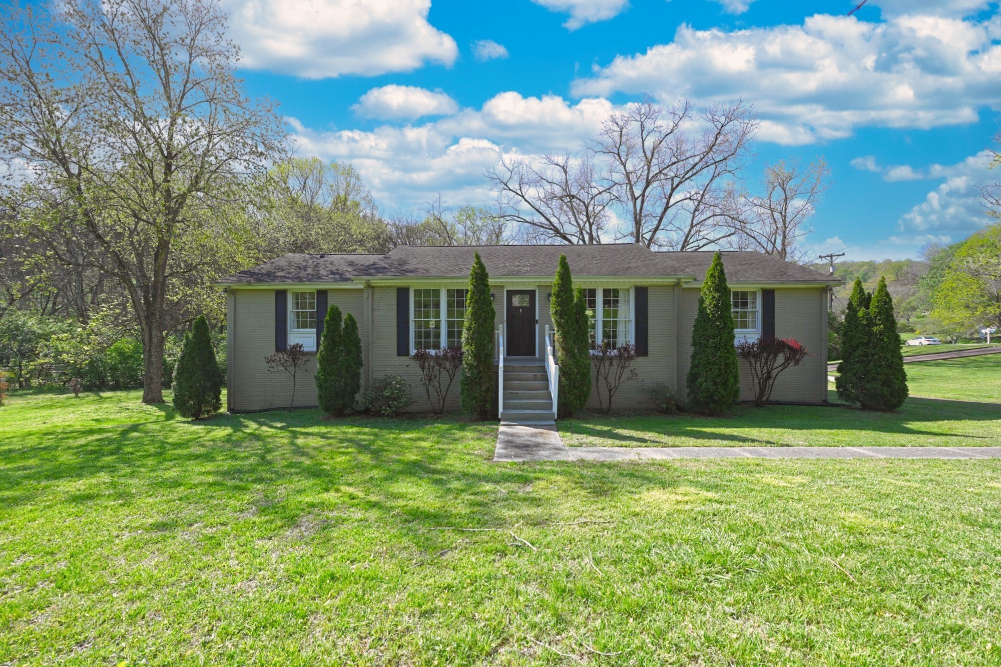 7635 Charlotte Pike Unit: Unit A