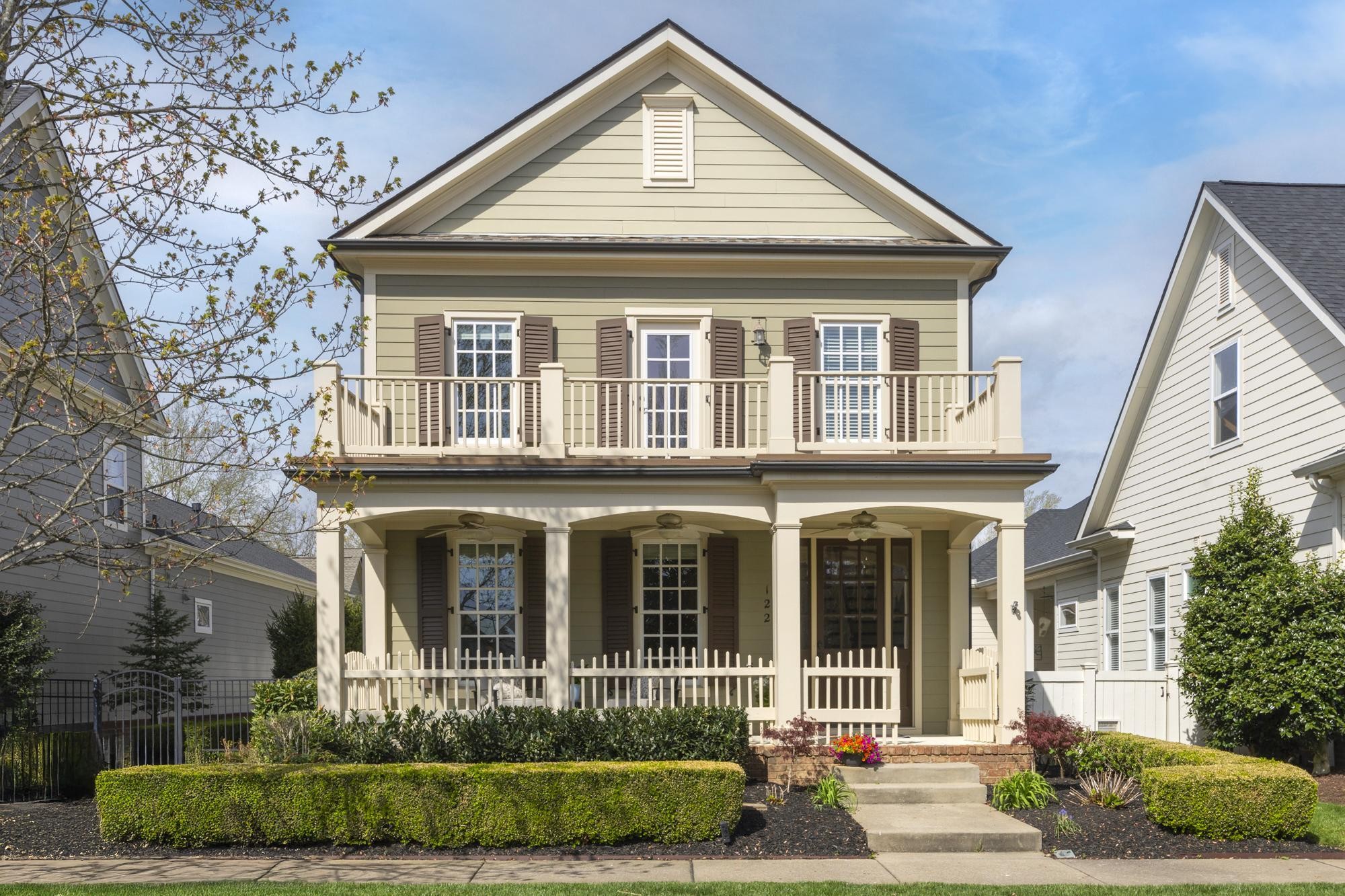 122 Fitzgerald St