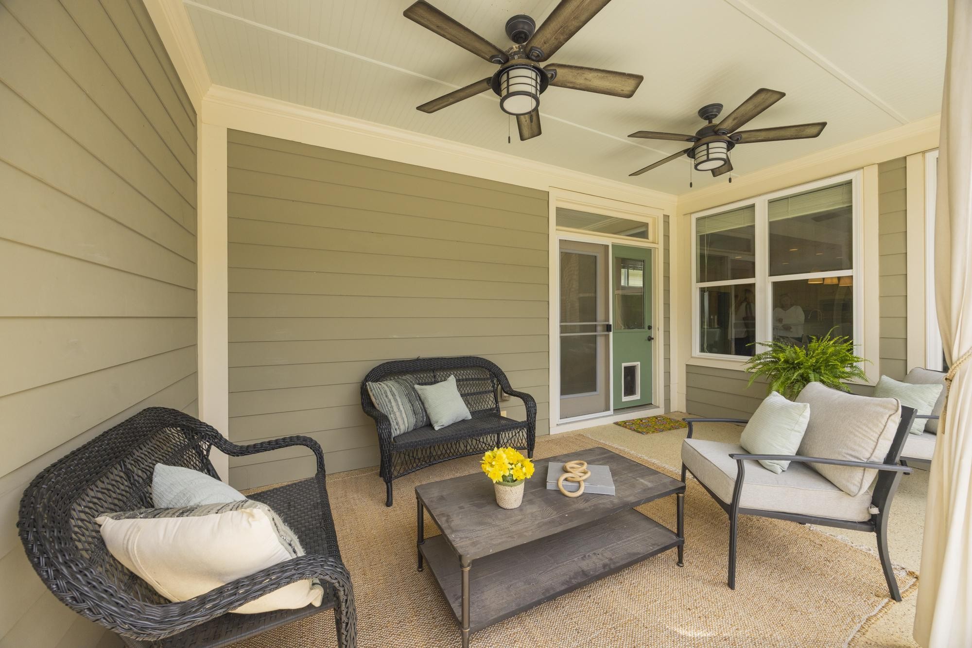 122 Fitzgerald St