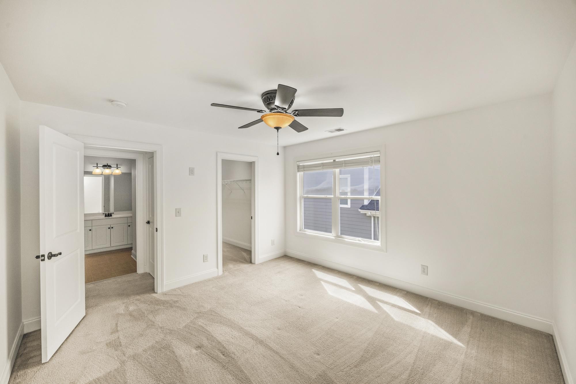 122 Fitzgerald St