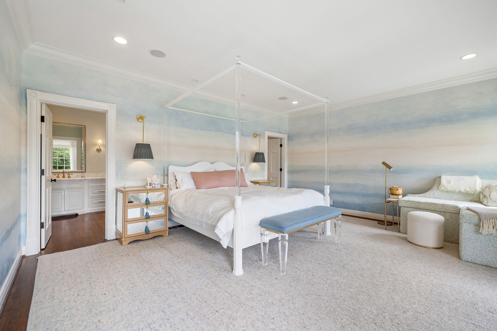 408 W Brookfield Ave