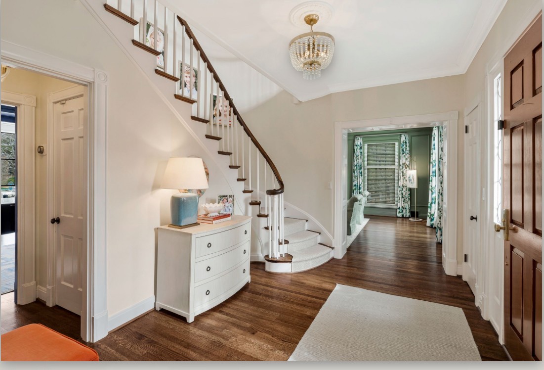 408 W Brookfield Ave