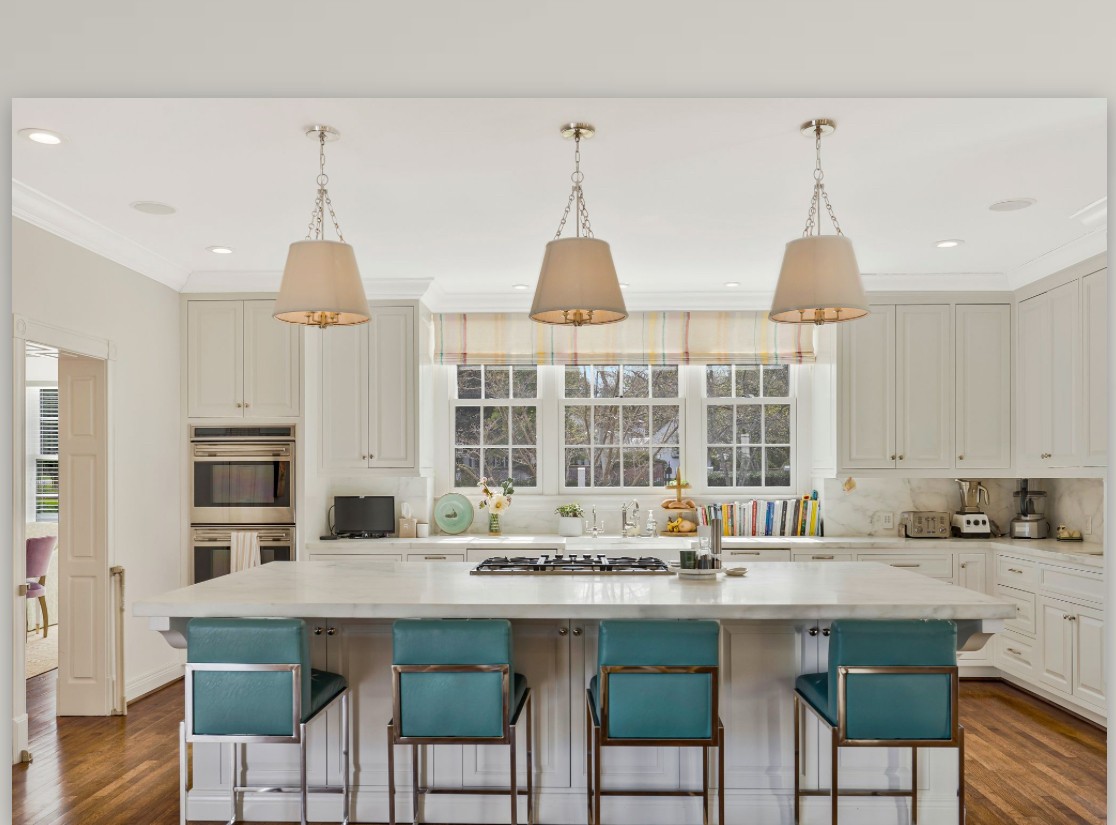 408 W Brookfield Ave