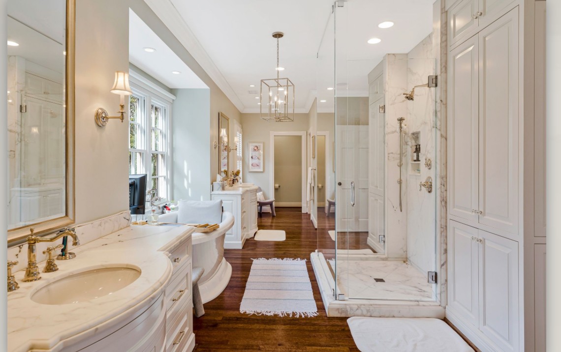 408 W Brookfield Ave