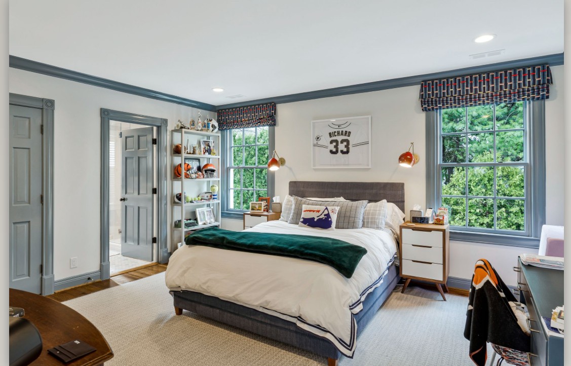 408 W Brookfield Ave