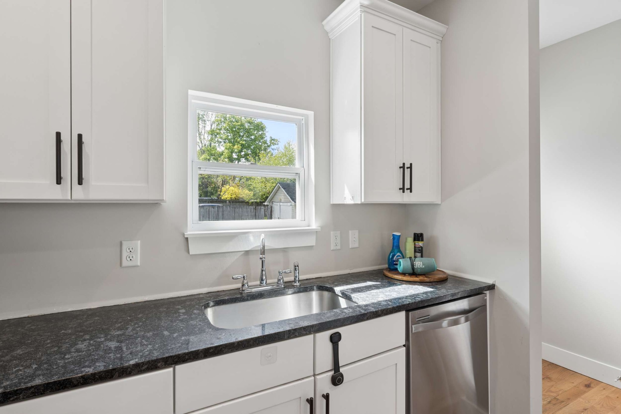 1501 Martin St