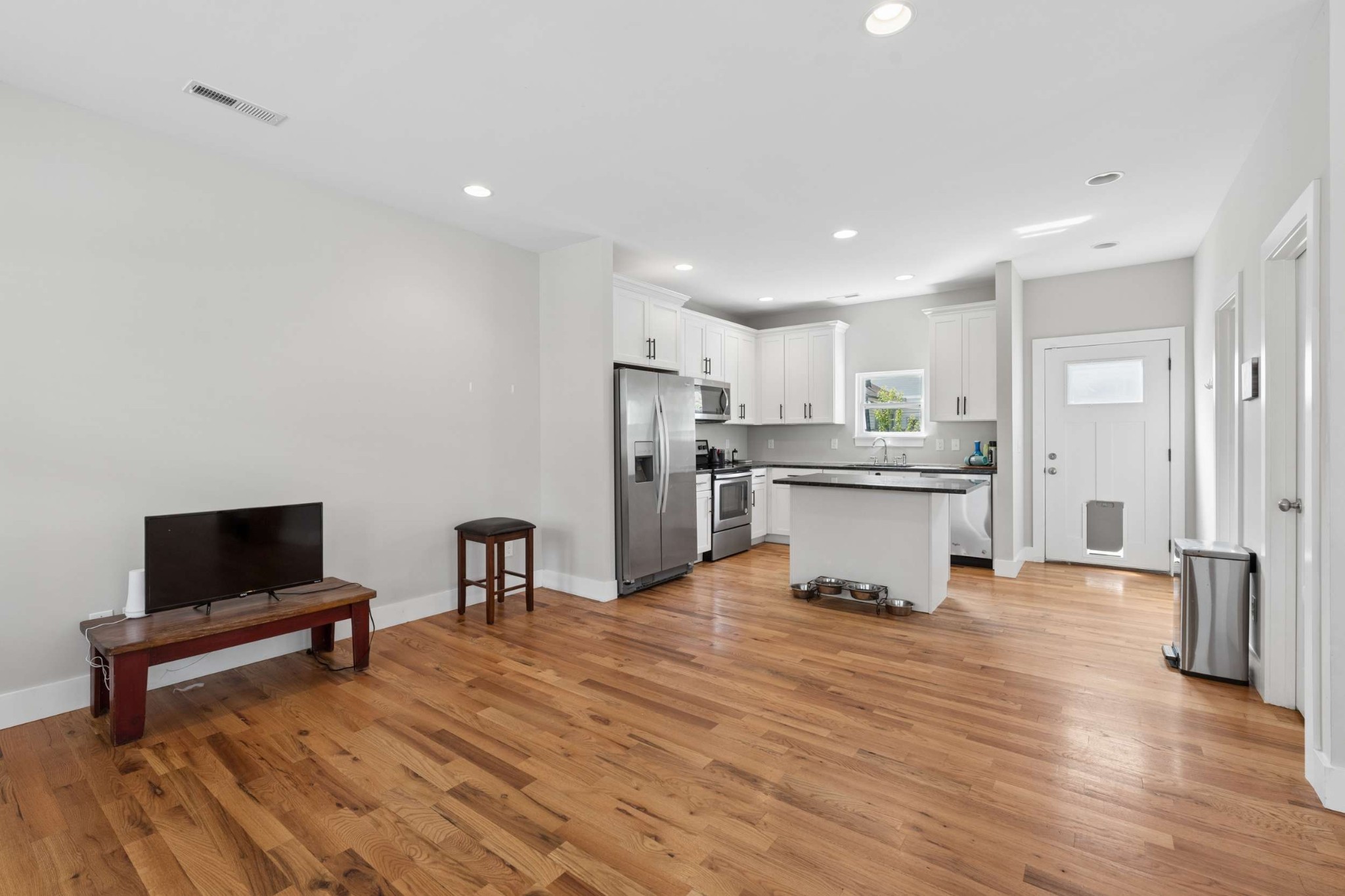 1501 Martin St
