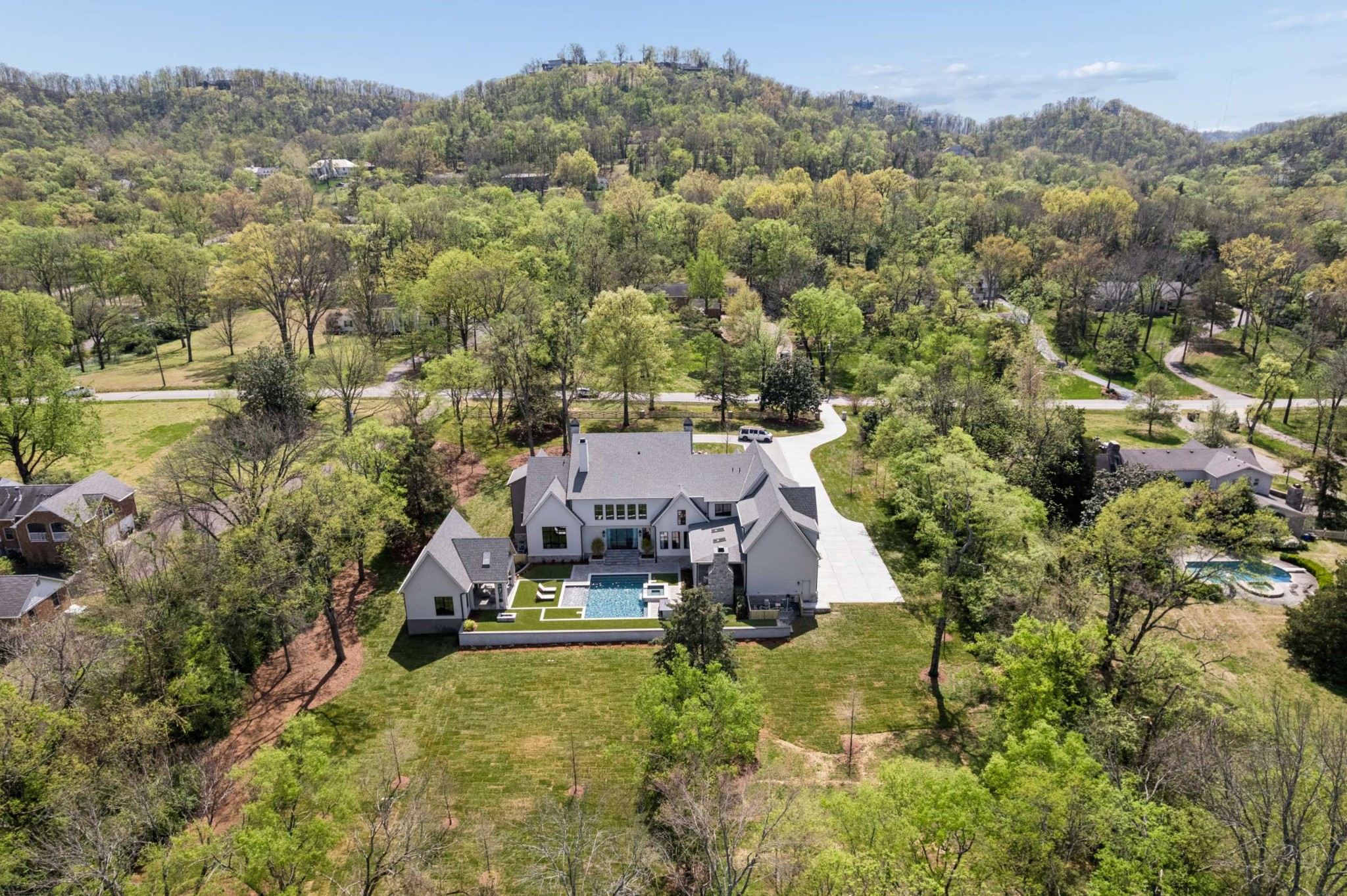 1114 Tyne Blvd
