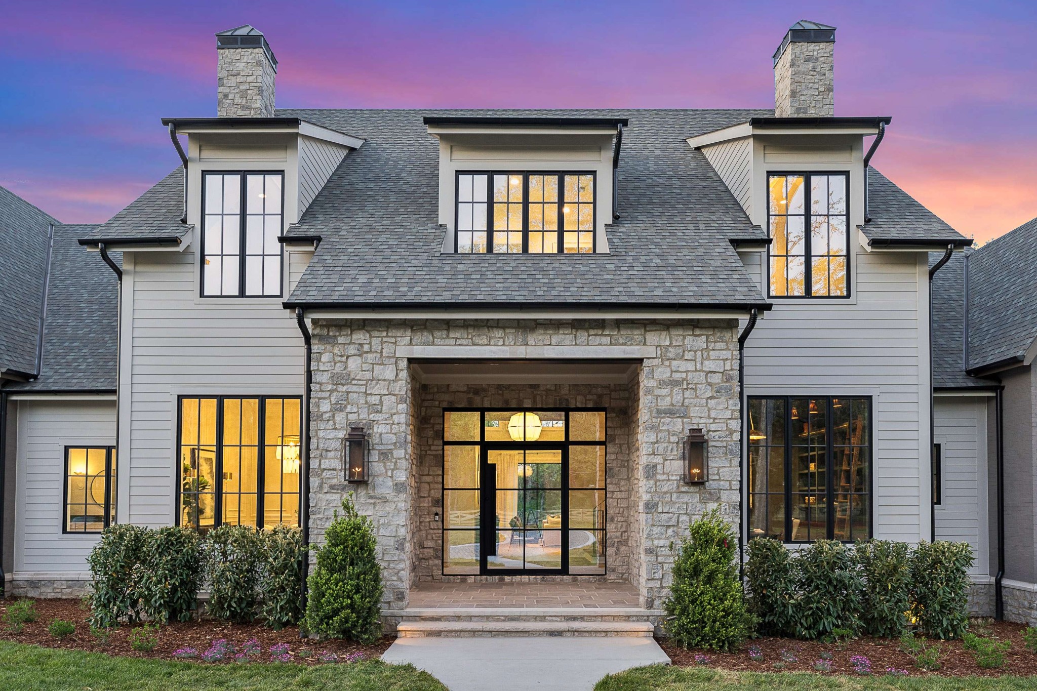 1114 Tyne Blvd