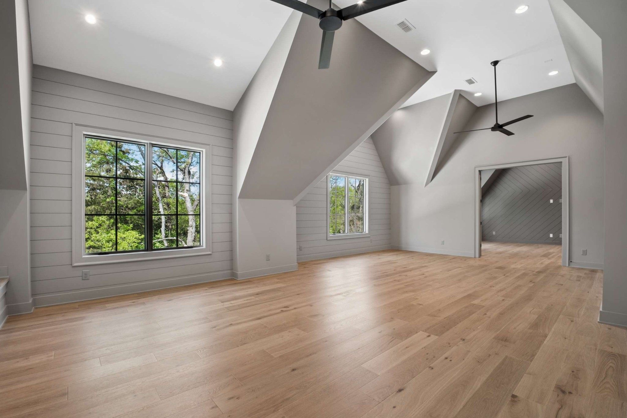 1114 Tyne Blvd