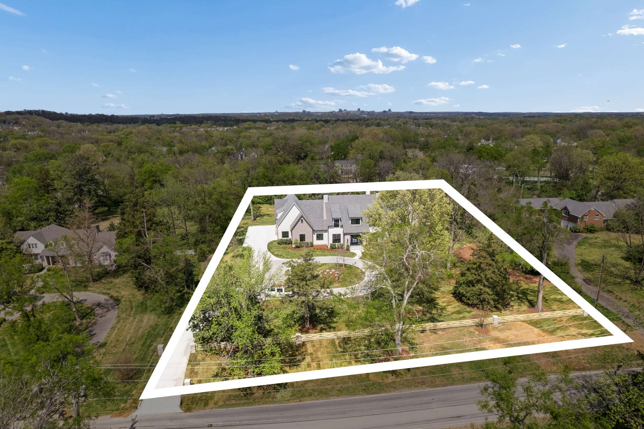 1114 Tyne Blvd
