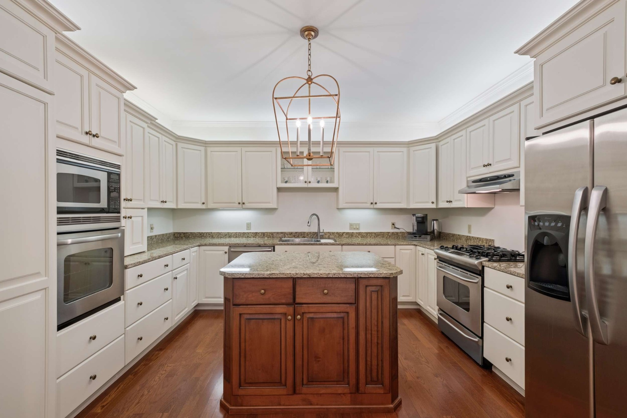 3737 West End Ave Unit: 105