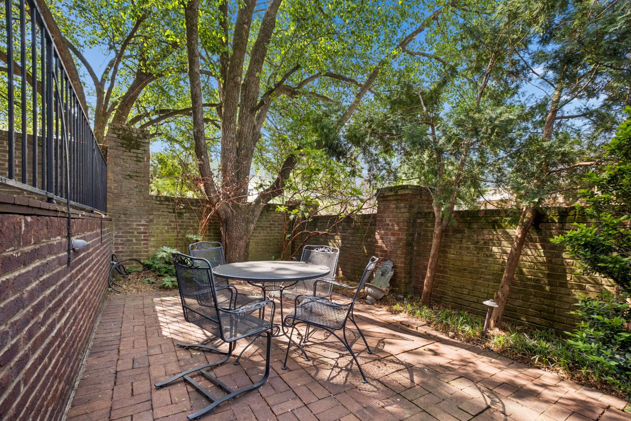 3737 West End Ave Unit: 105