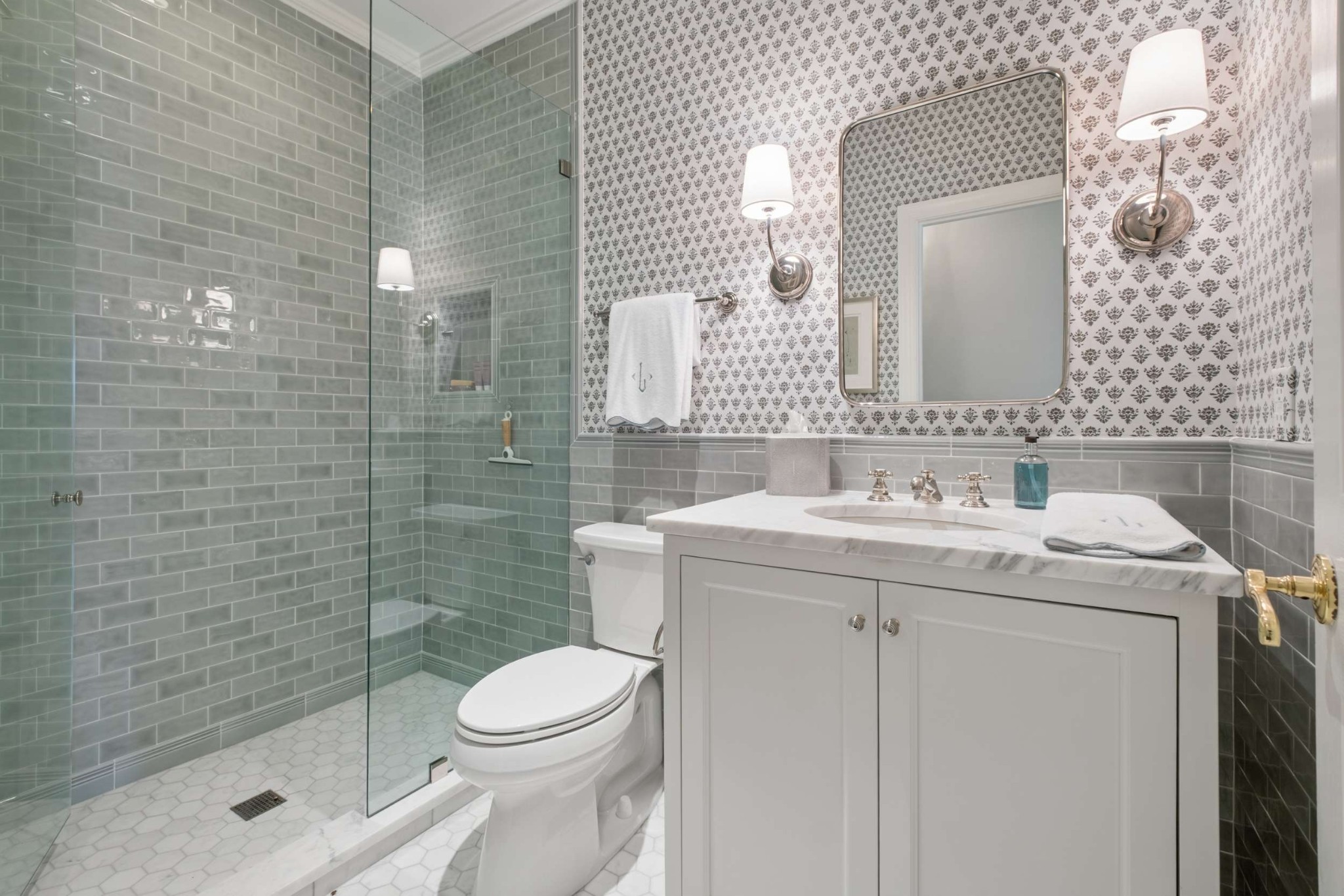 4402 Harding Place Unit: 4