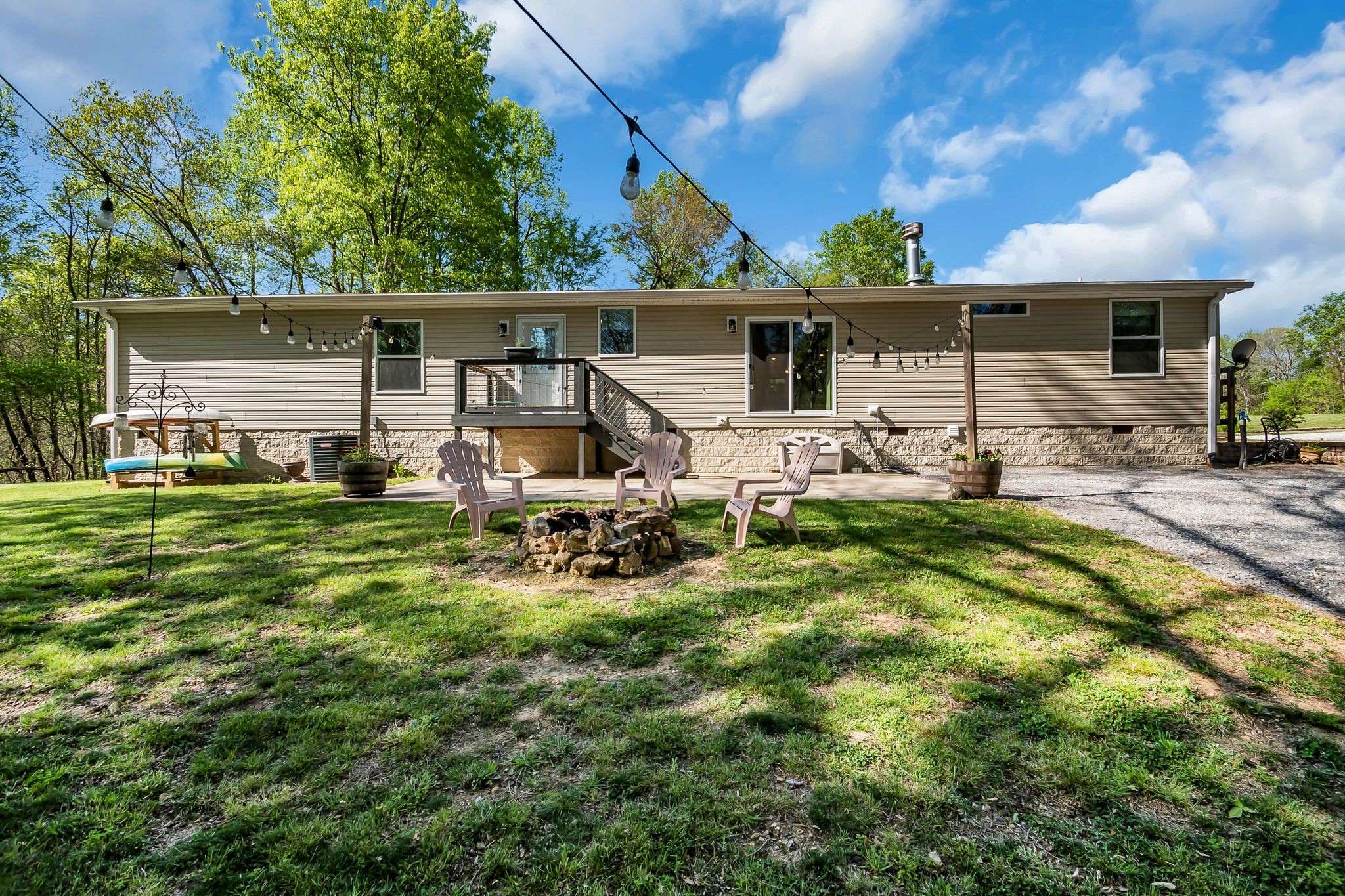 4241 Tanyard Hill Rd