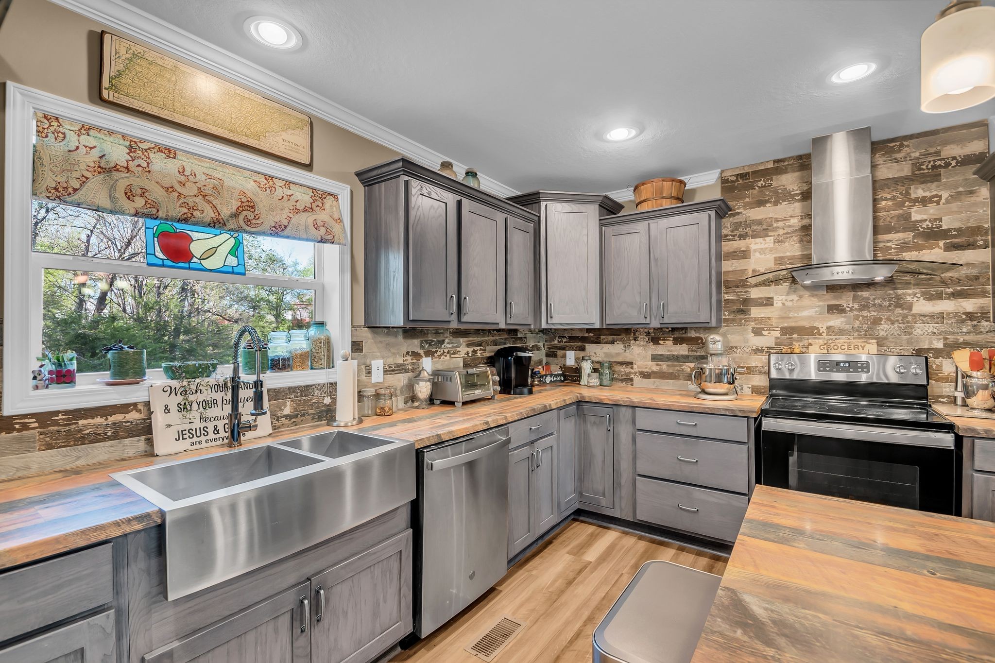 4241 Tanyard Hill Rd