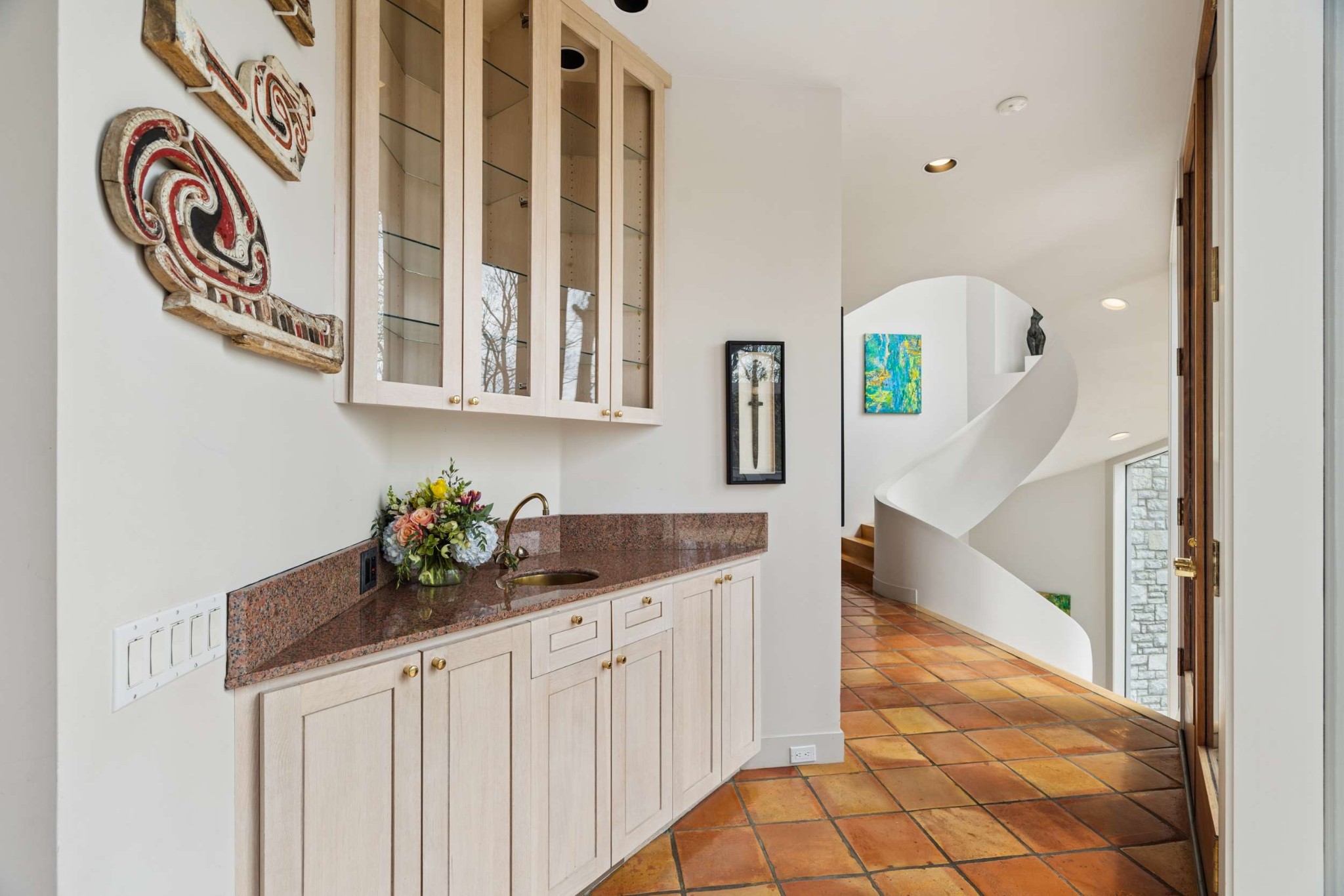 5870 Fredricksburg Dr