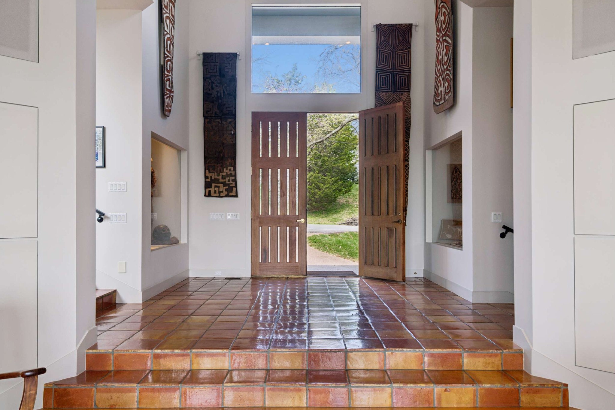 5870 Fredricksburg Dr