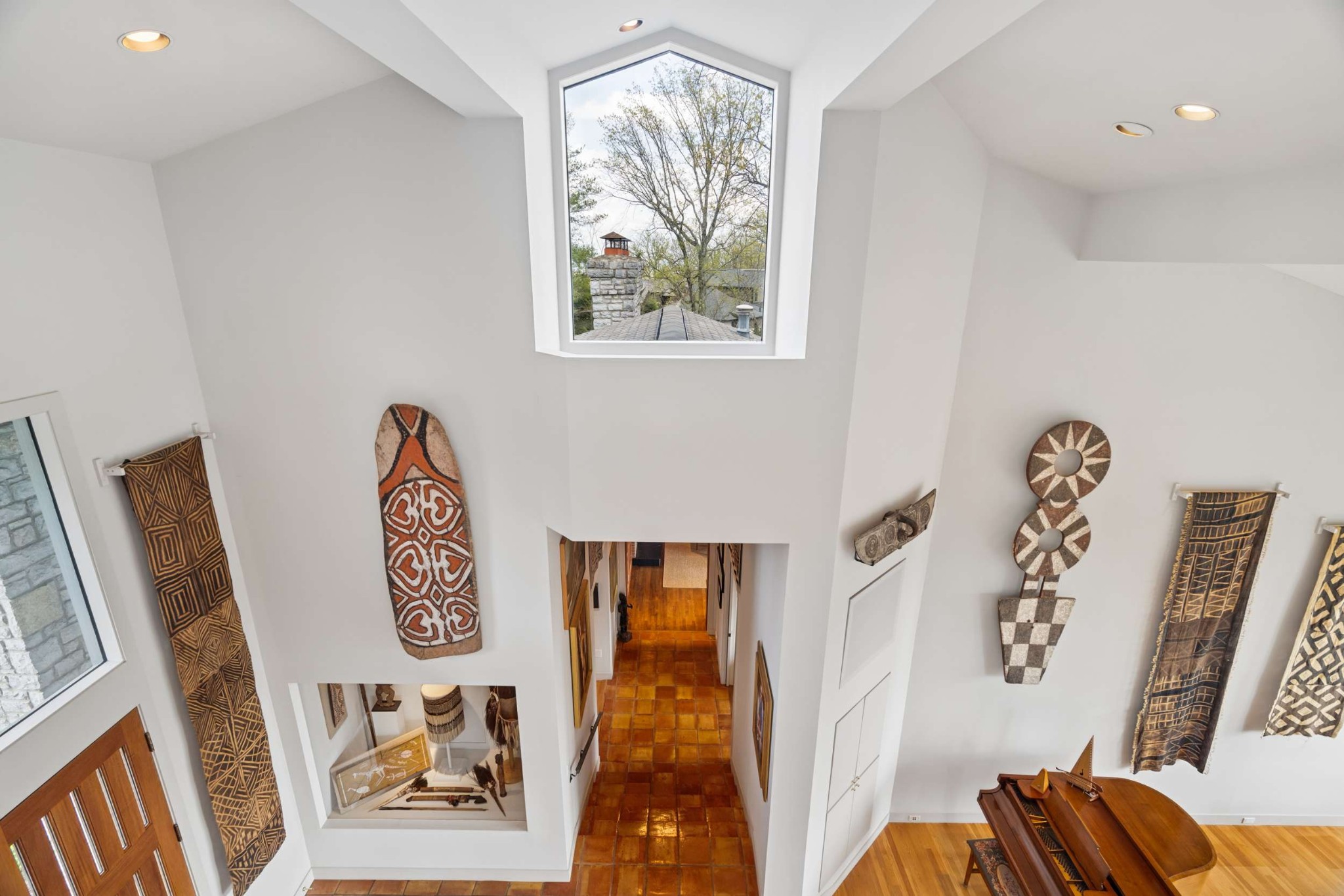 5870 Fredricksburg Dr