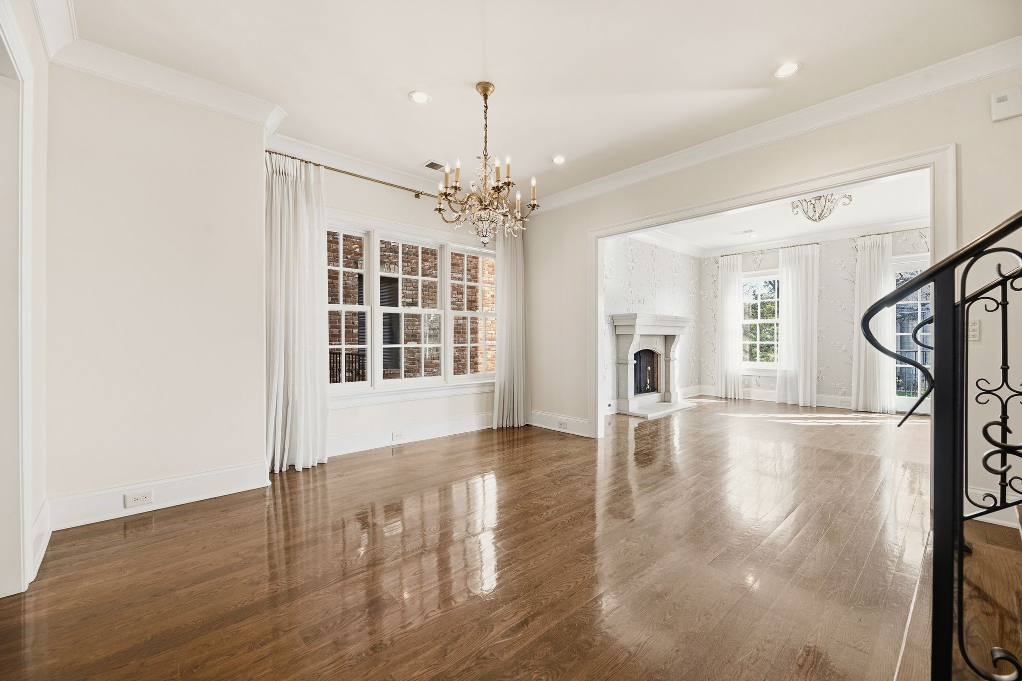 112 West End Close