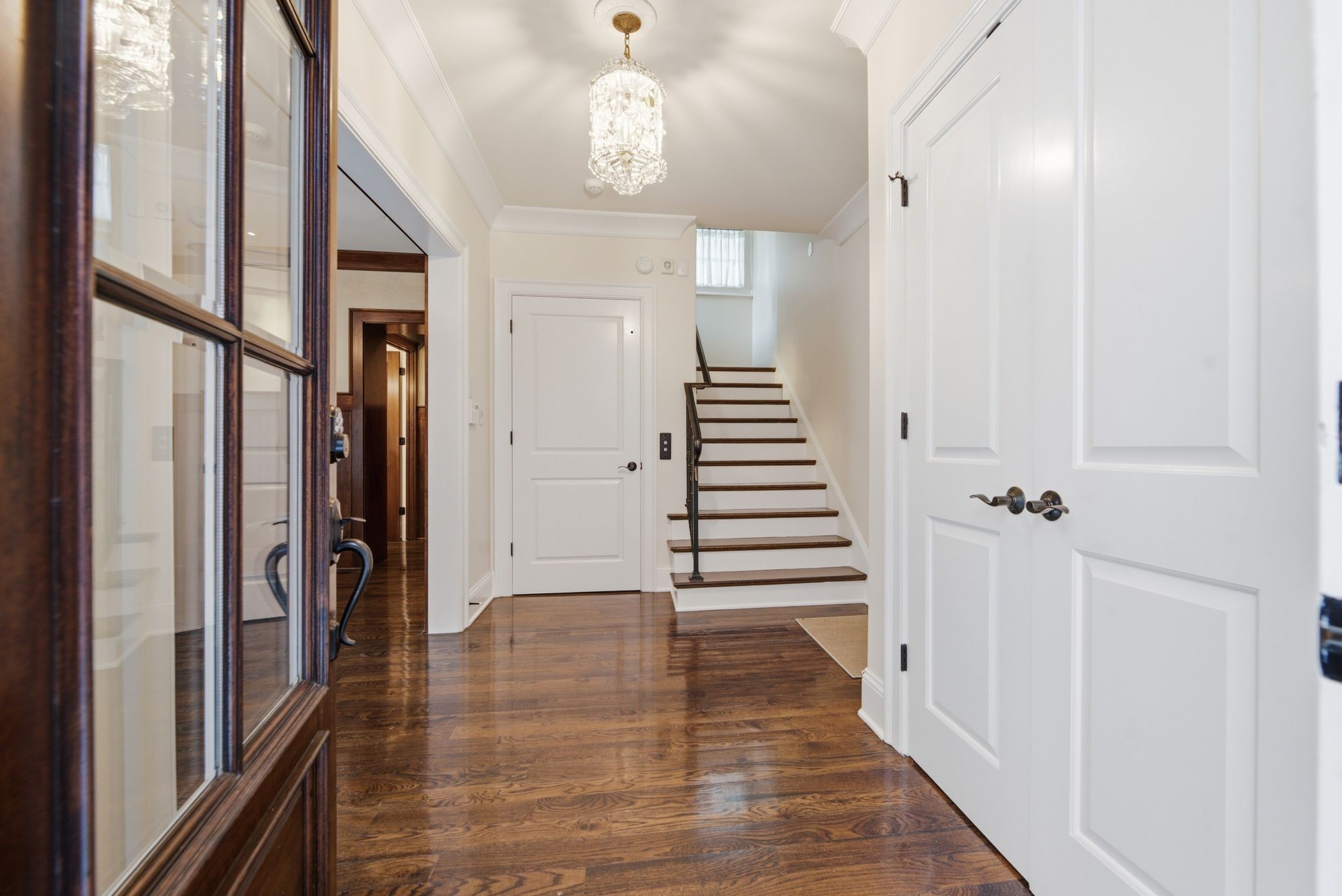 112 West End Close