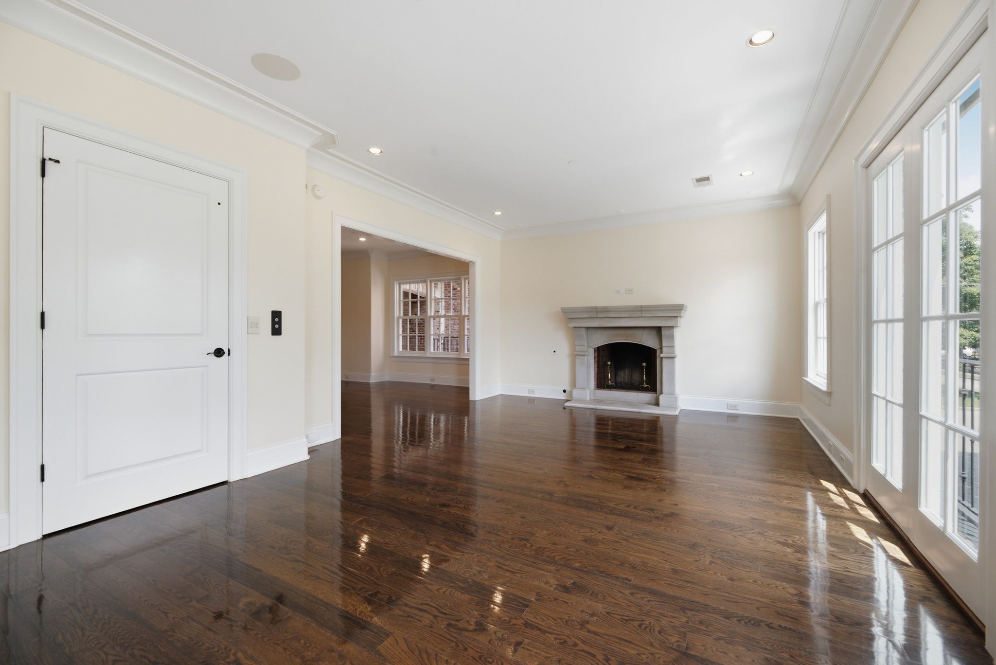 112 West End Close
