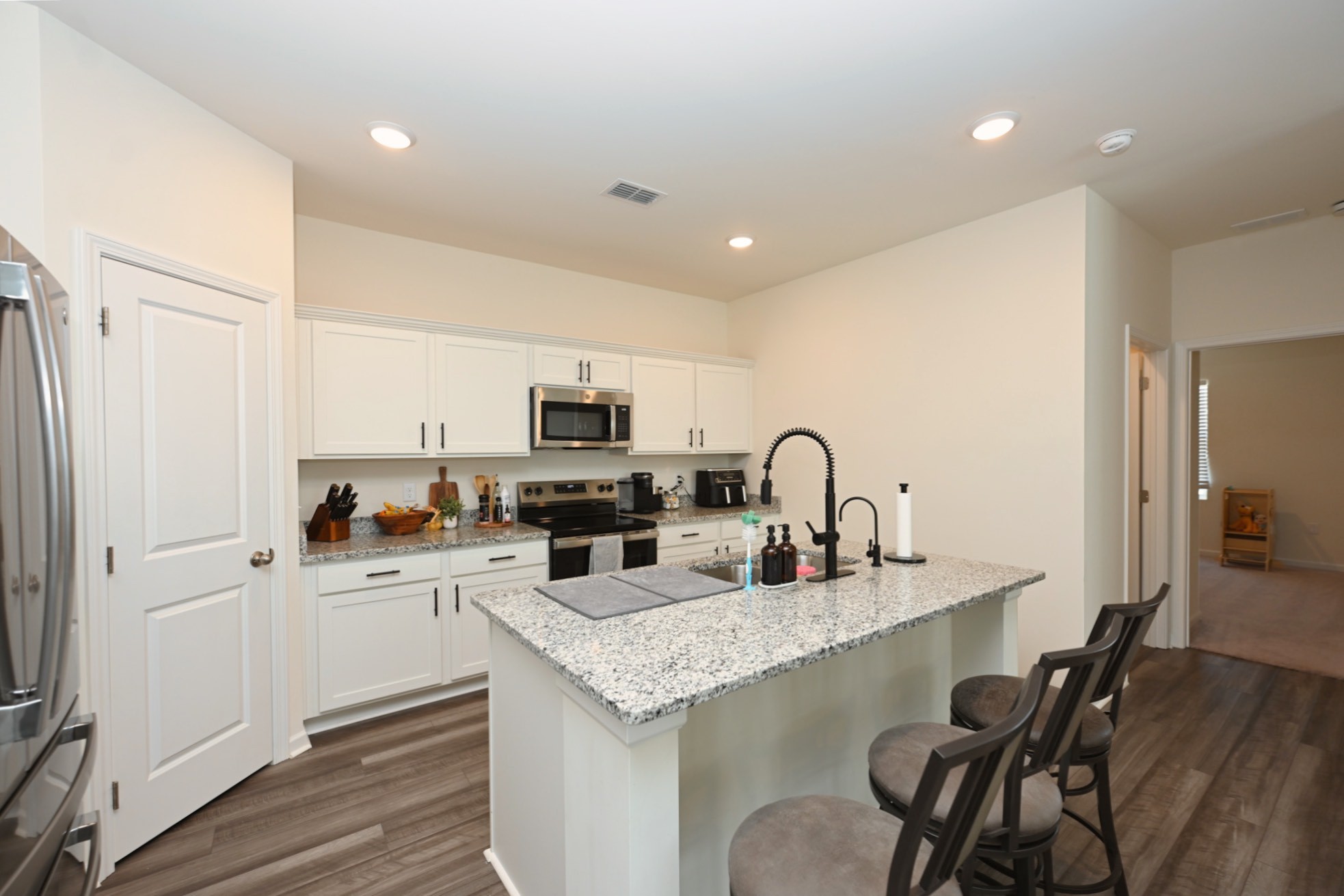 1059 Large Poppy Dr
