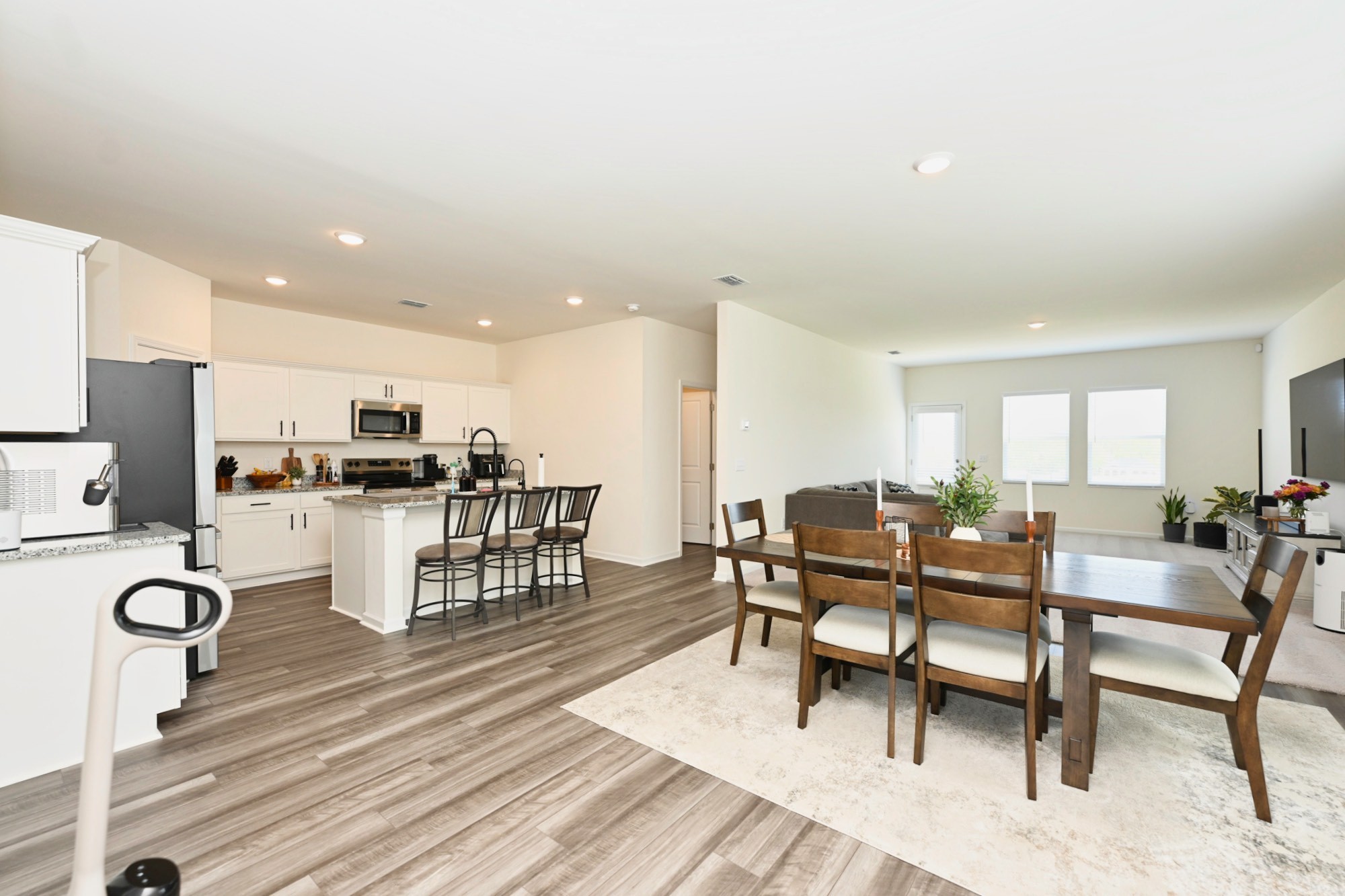 1059 Large Poppy Dr