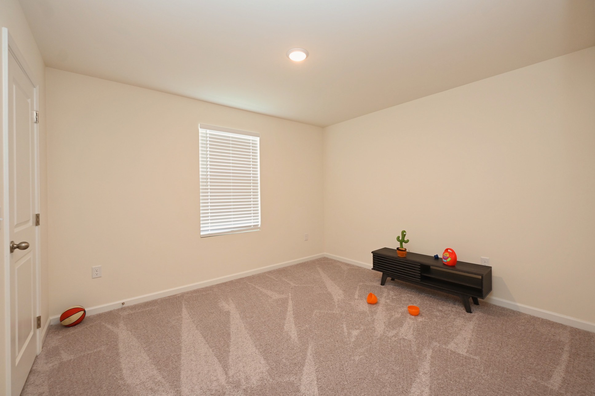 1059 Large Poppy Dr