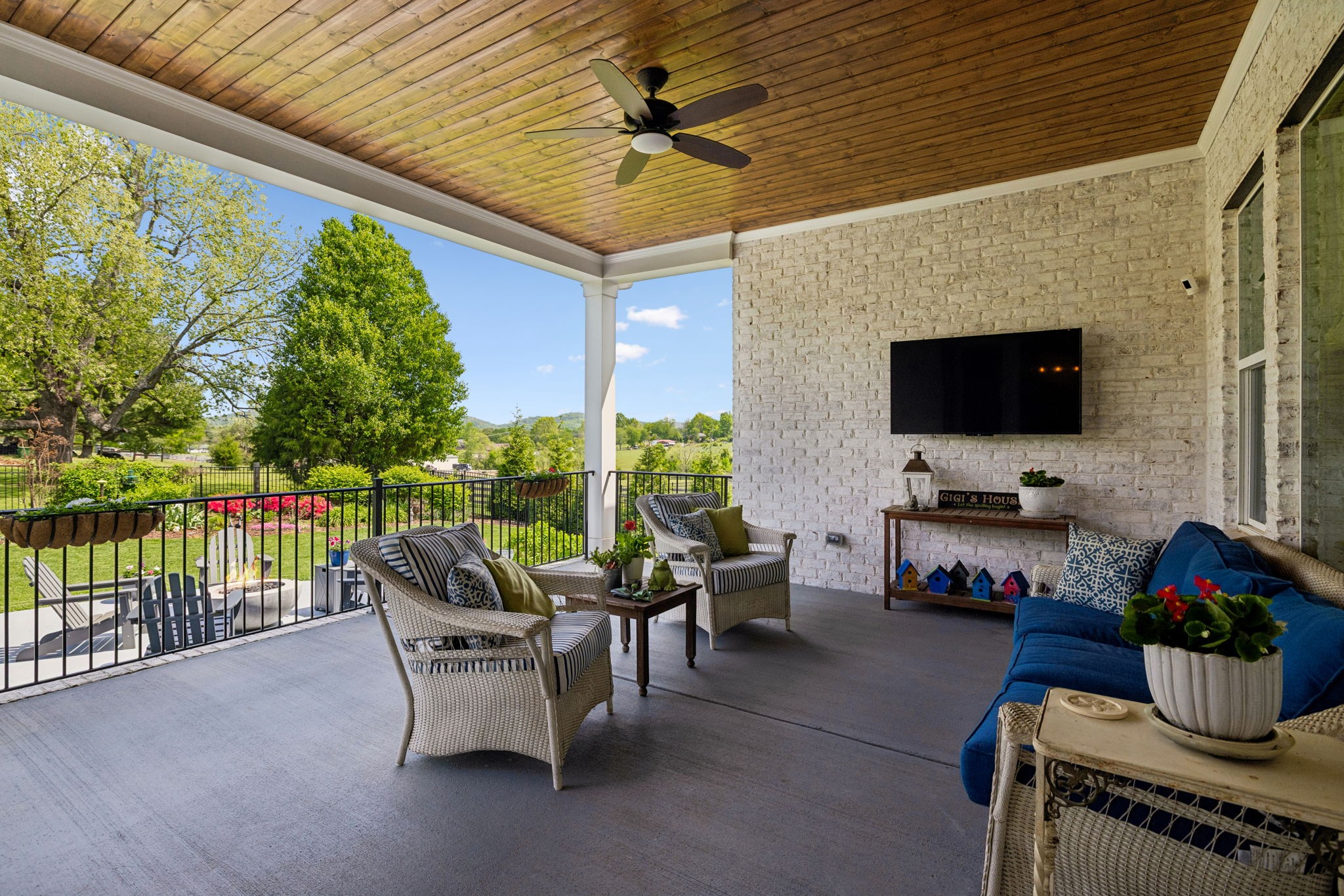 3012 Littlebury Park Dr