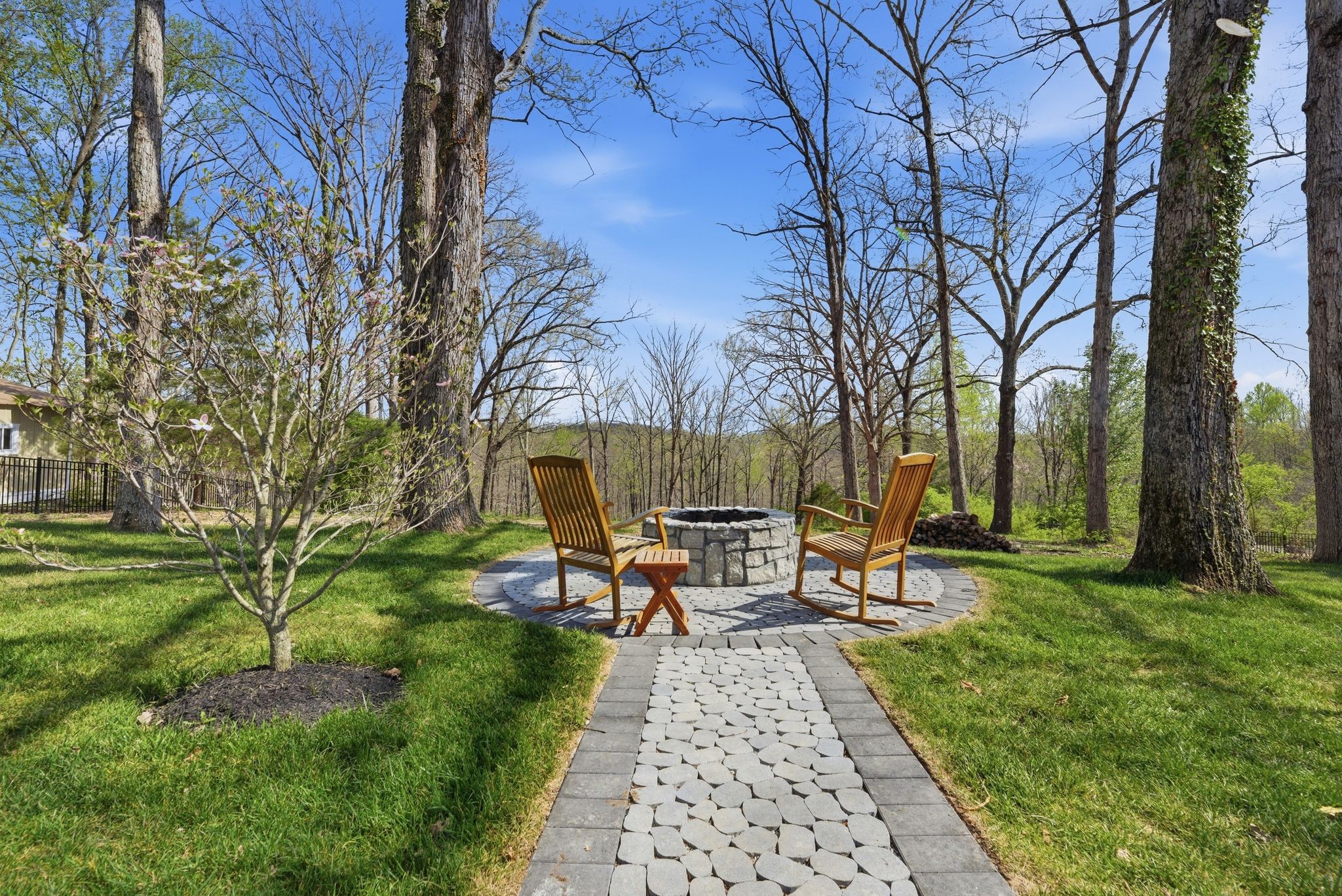 8811 Old Charlotte Pike