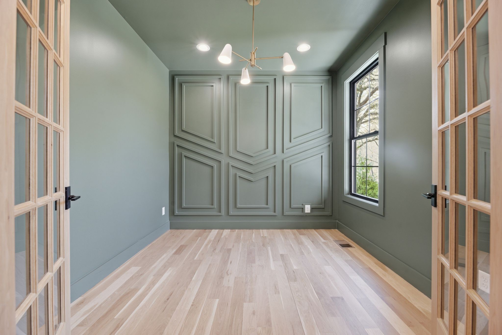 8811 Old Charlotte Pike