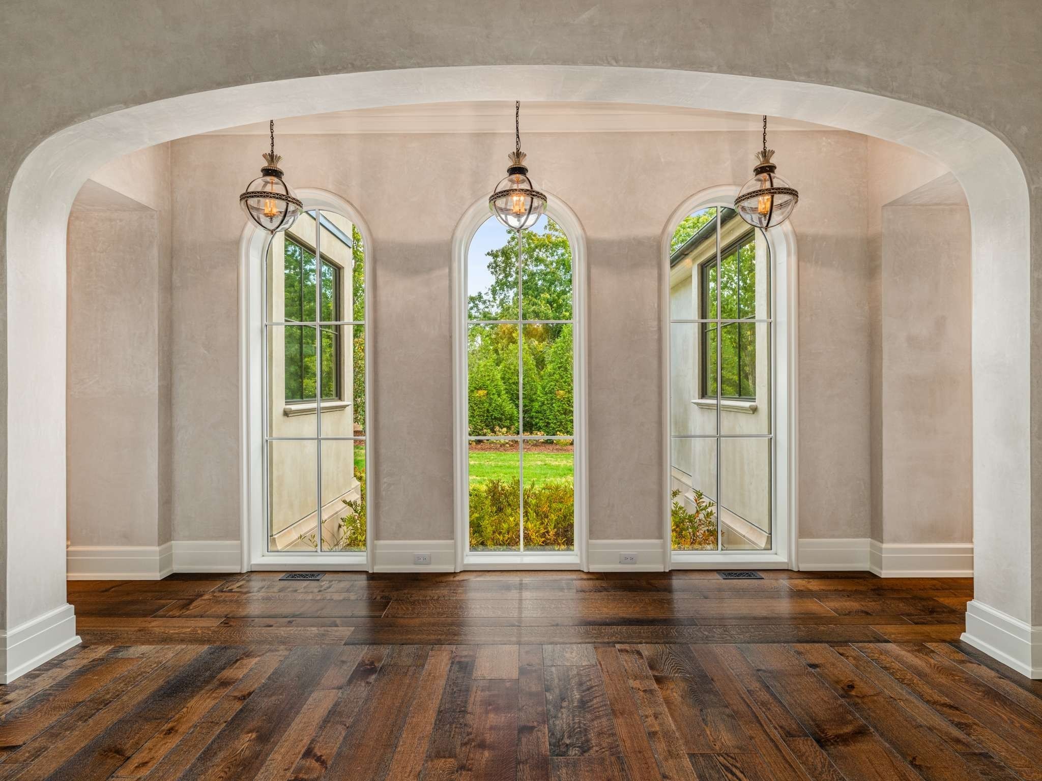 533 Belle Meade Blvd