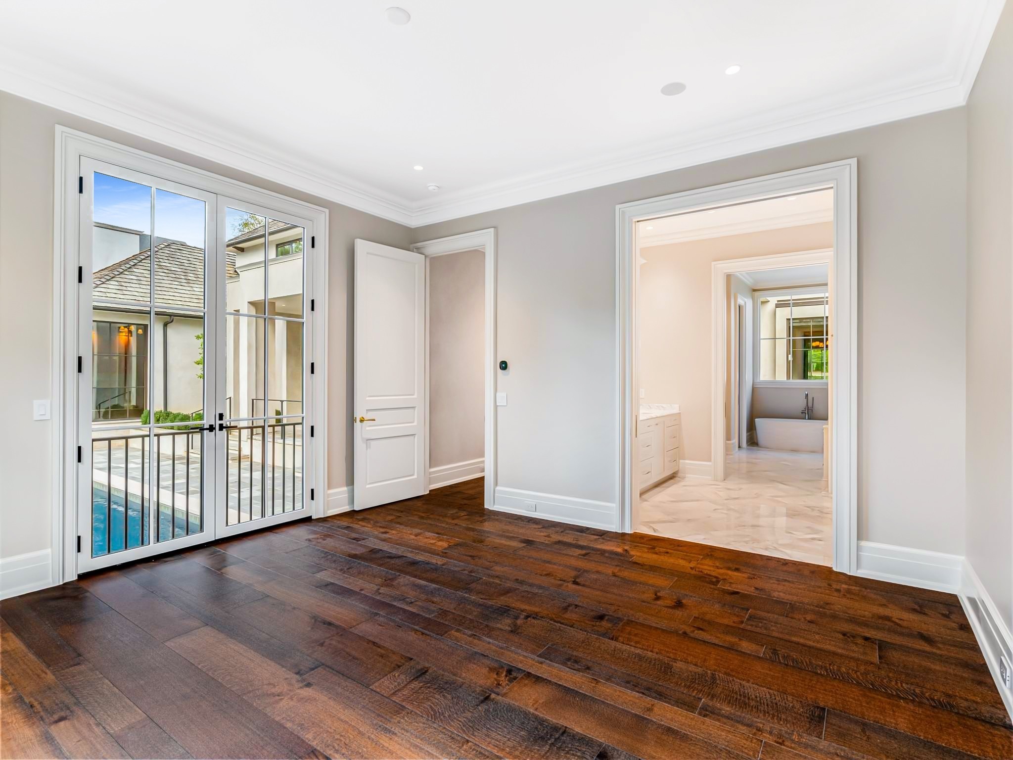 533 Belle Meade Blvd