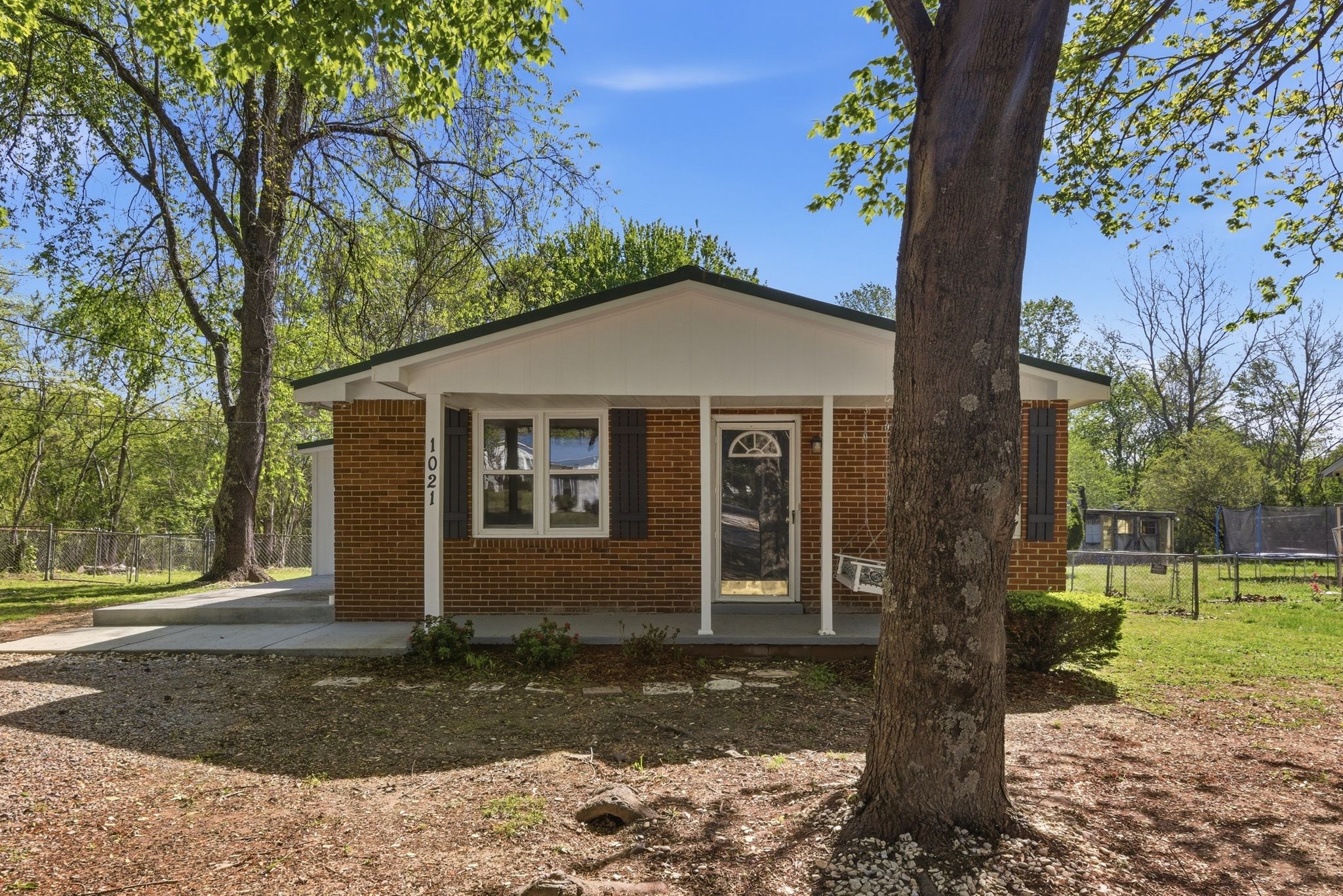 1021 Preston Dr
